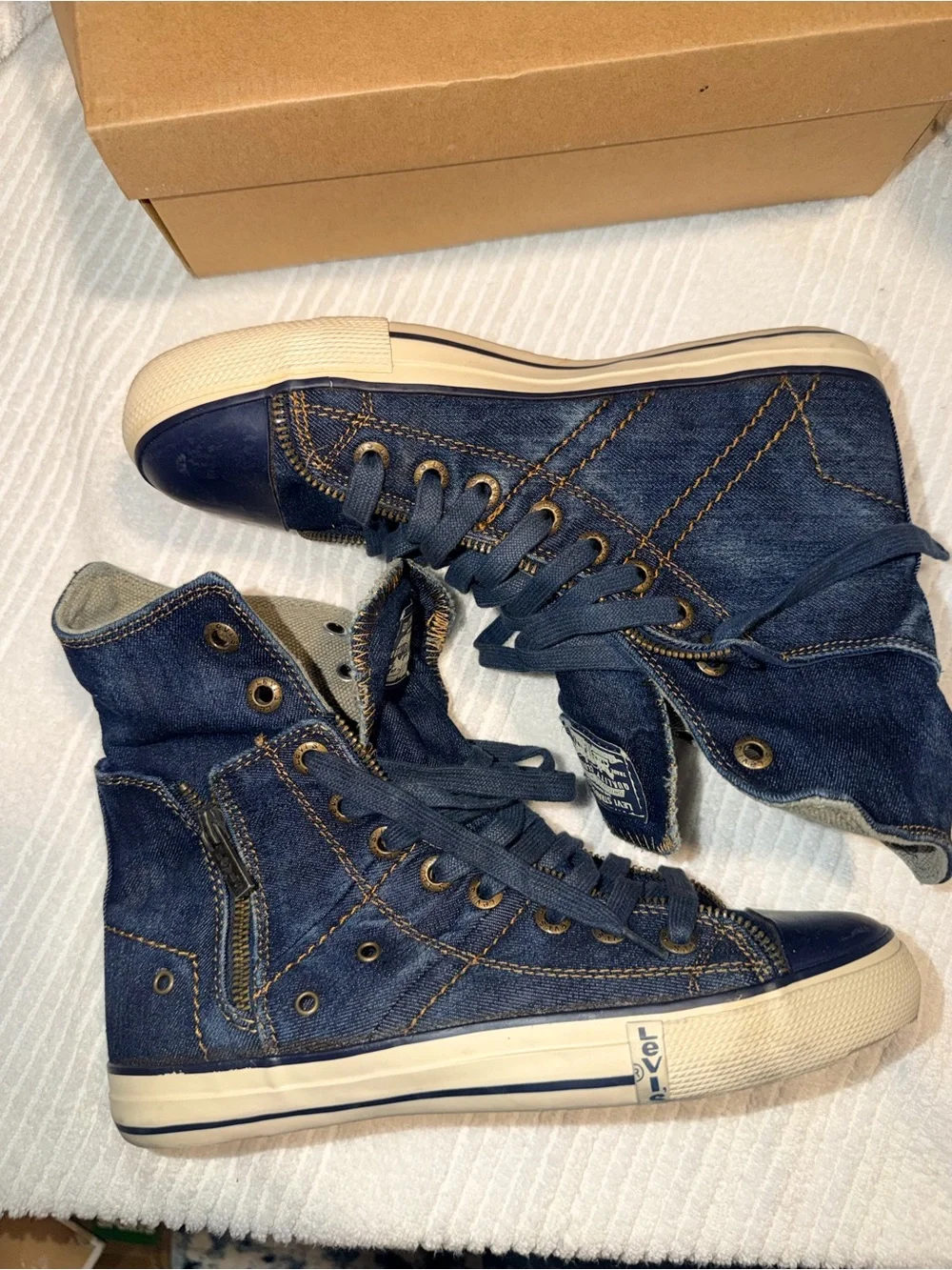 Levis brand levi’s